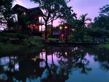 Sentosa Villa