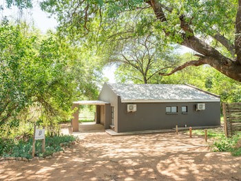 Bushriver Lodge