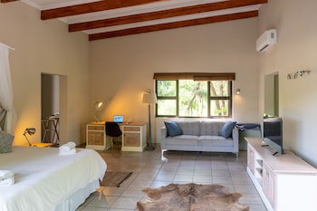 Bushriver Lodge