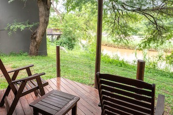 Bushriver Lodge