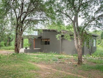 Bushriver Lodge