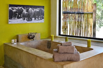 Bushriver Lodge