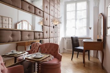 Caffe Dell Arte Boutique Rooms