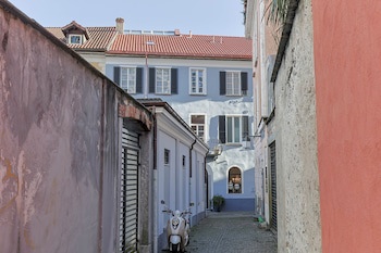 Caffe Dell Arte Boutique Rooms