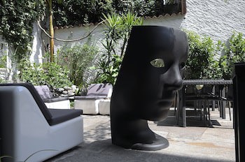 Caffe Dell Arte Boutique Rooms