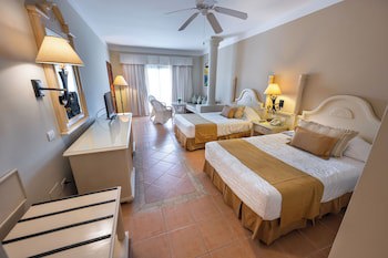 Bahia Principe Grand Turquesa