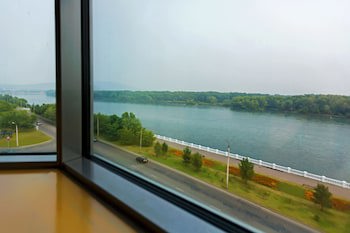 Dedeman Oskemen Tavros