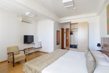 Faro Hotel Sao Jose Dos Campos