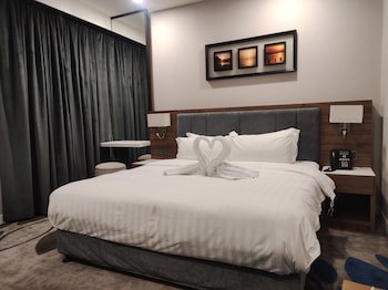 Warwick Al Jubail Hotel
