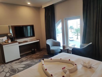 Warwick Al Jubail Hotel