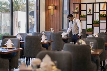 Warwick Al Jubail Hotel