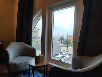Warwick Al Jubail Hotel