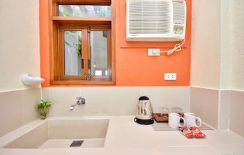 Agos Boracay Rooms + Beds