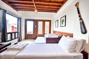 Agos Boracay Rooms + Beds