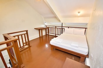 Agos Boracay Rooms + Beds