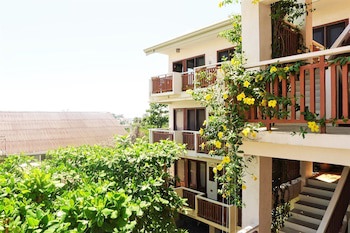 Agos Boracay Rooms + Beds