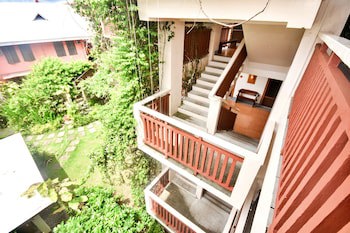 Agos Boracay Rooms + Beds