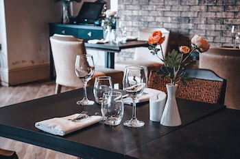 Thames Riviera Hotel, Sure Hotel Collection By Best Western