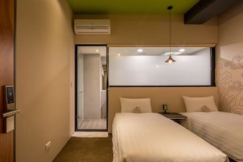Cho Hotel