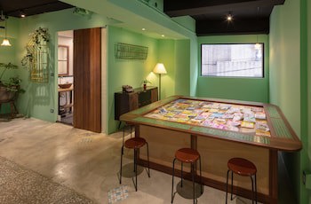Cho Hotel