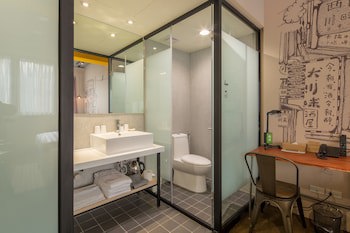 Cho Hotel