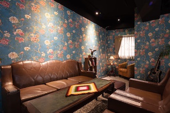 Cho Hotel