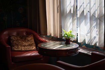 Cho Hotel
