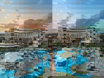 Kaya Palazzo Golf Resort