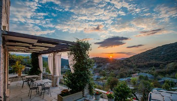 Pirrion Wellness Hotel