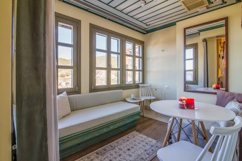 Pirrion Wellness Hotel