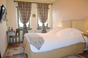 Pirrion Wellness Hotel