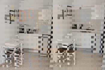 Florea Hotel Apartments