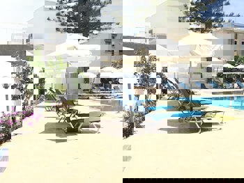 Florea Hotel Apartments