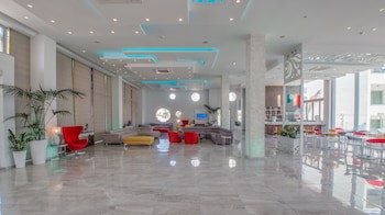 Nicholas Color Hotel galeri fotoğrafı