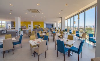Nicholas Color Hotel galeri fotoğrafı