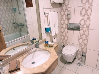 Crystal Kaymakli Hotel & Spa