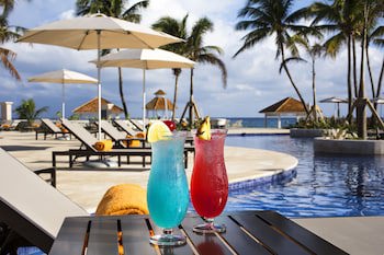 Hyatt Ziva Rose Hall - All Inclusive