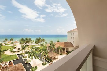 Hyatt Ziva Rose Hall - All Inclusive