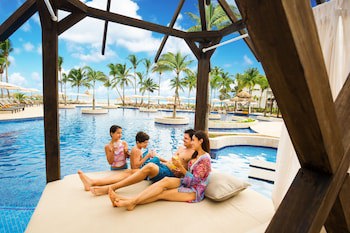 Hyatt Ziva Rose Hall - All Inclusive