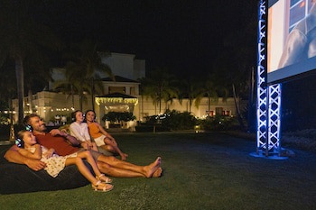 Hyatt Ziva Rose Hall - All Inclusive