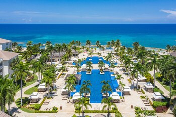Hyatt Ziva Rose Hall - All Inclusive