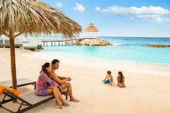 Hyatt Ziva Rose Hall - All Inclusive