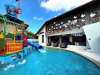 Bali Dynasty Resort