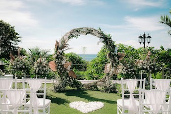 Bali Dynasty Resort