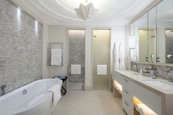 Regent Porto Montenegro & Residences