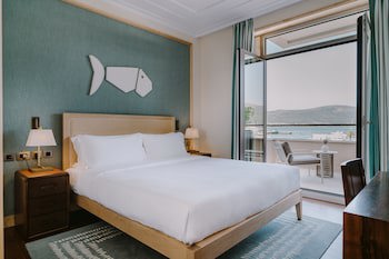 Regent Porto Montenegro & Residences