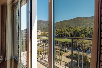 Regent Porto Montenegro & Residences