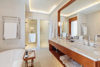 Regent Porto Montenegro & Residences