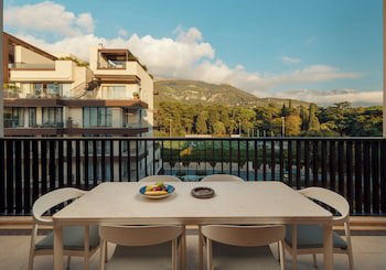 Regent Porto Montenegro & Residences