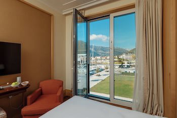 Regent Porto Montenegro & Residences